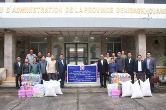 DPM Kikeo Khaykhamphithoune Delivers Relief Aid to Xieng Khuang Province
